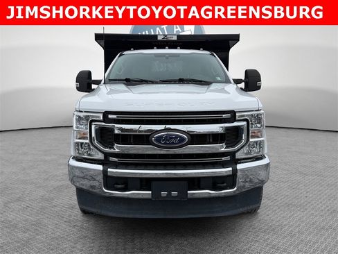 Used 2022 Ford F350 XL w/ Power Equipment Group image 9