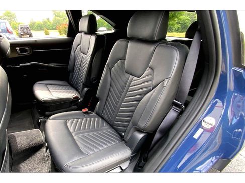 Used 2024 Kia Sorento SX Prestige AWD/4WD image 25