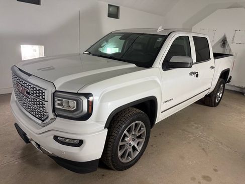 Used 2018 GMC Sierra 1500 Denali AWD/4WD image 1