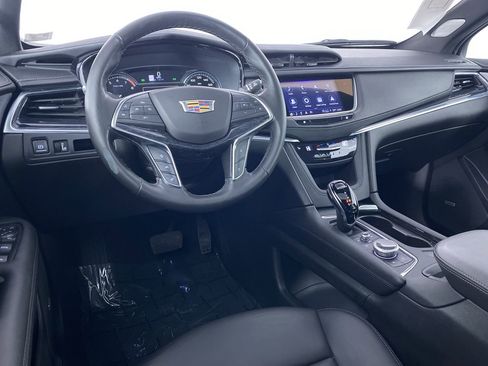 Certified 2023 Cadillac XT5 Premium Luxury image 2