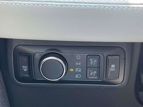 Certified 2025 Ford Mustang Mach-E Premium AWD/4WD image 28