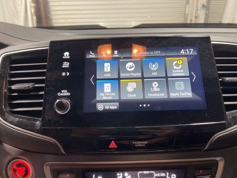 Used 2024 Honda Passport EX-L image 41