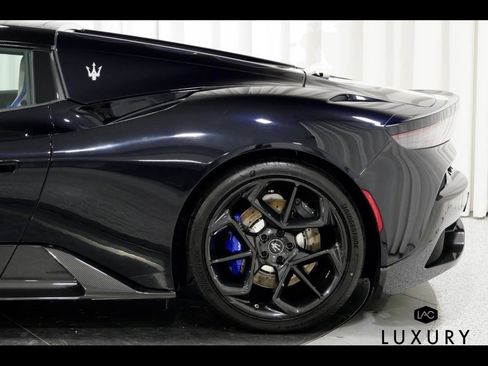 Used 2023 Maserati MC20 Spyder image 9