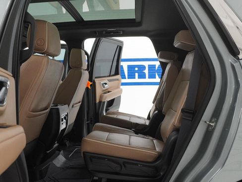 Used 2023 Chevrolet Tahoe Premier w/ Texas Edition RWD image 21