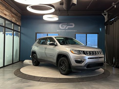 Used 2020 Jeep Compass Sport AWD/4WD image 1
