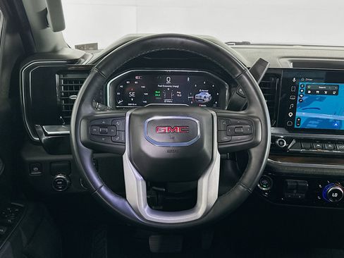 Used 2025 GMC Sierra 1500 SLT RWD image 17