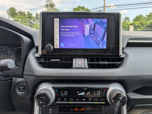 Used 2023 Toyota RAV4 XLE AWD/4WD image 26