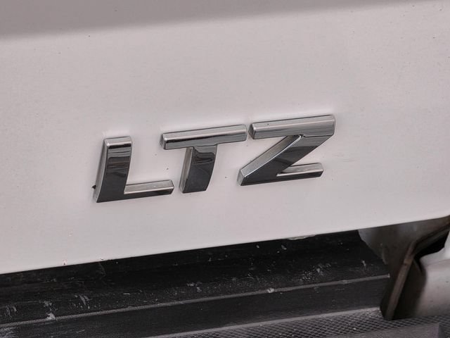 Used 2015 Chevrolet Silverado 1500 LTZ w/ LTZ Plus Package AWD/4WD image 26