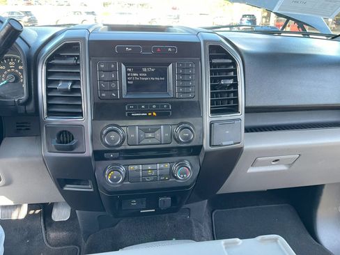 Used 2018 Ford F150 XLT RWD image 14