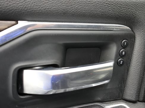 Used 2019 RAM 3500 Laramie AWD/4WD image 43
