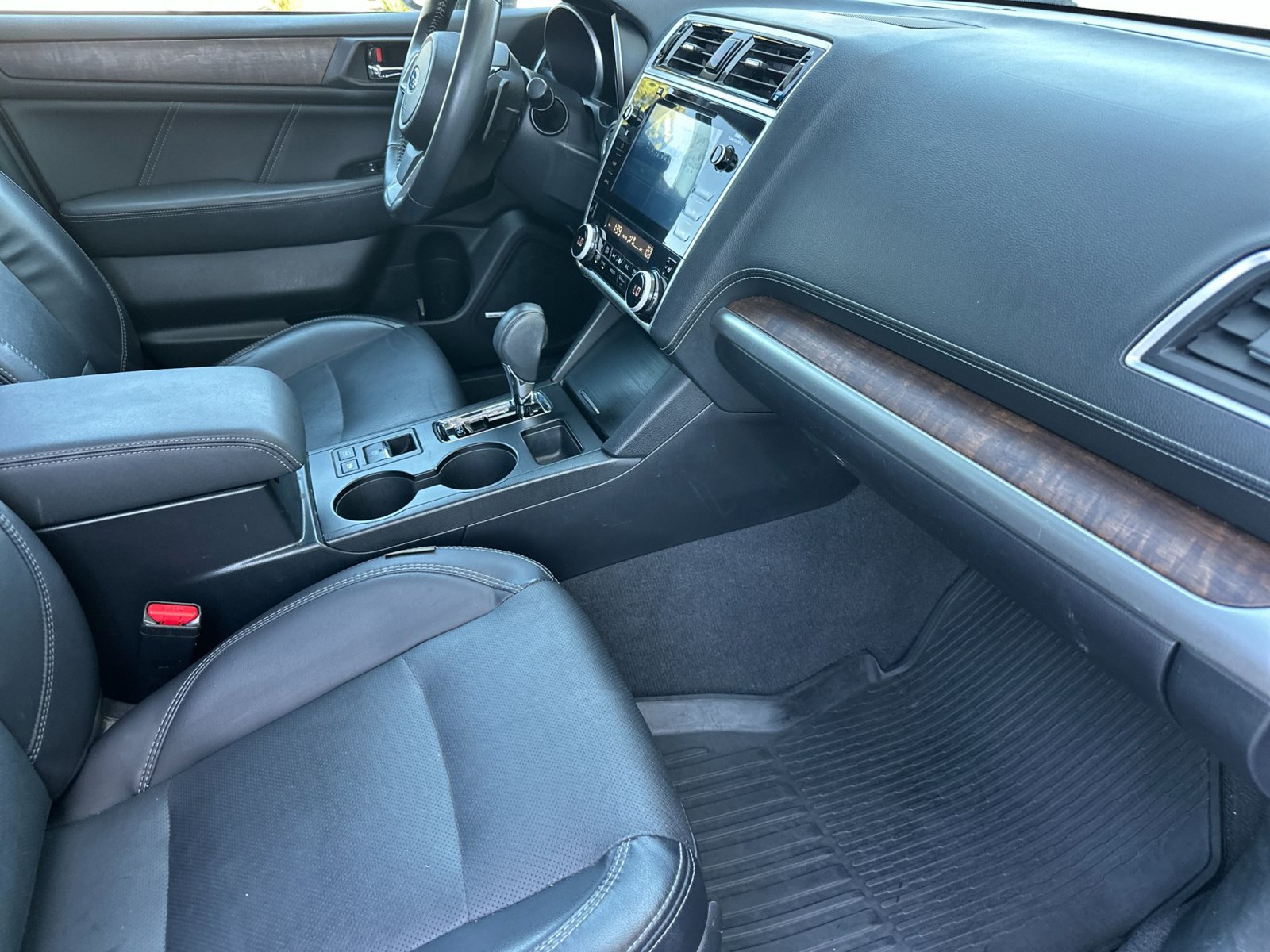 Used 2018 Subaru Outback 2.5i Limited AWD/4WD image 17