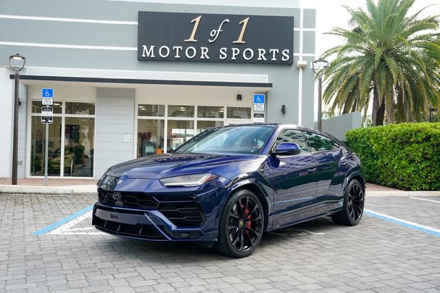 Used 2022 Lamborghini Urus AWD/4WD image 96