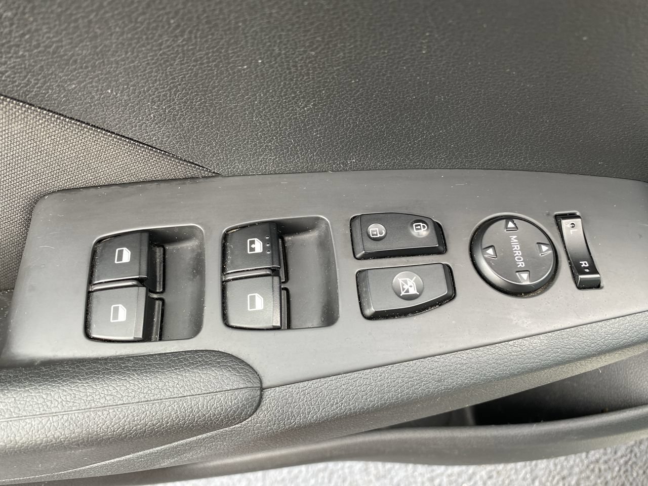 Used 2019 Hyundai Accent SE FWD image 16