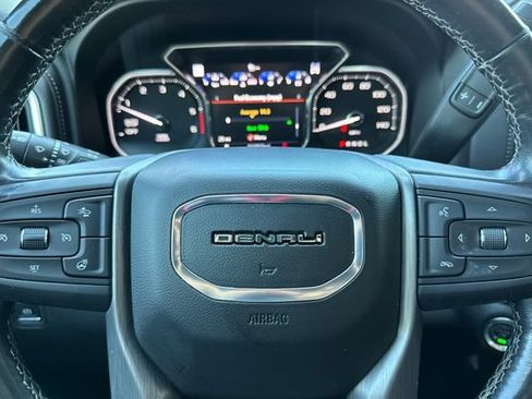 Used 2021 GMC Sierra 1500 Denali w/ Denali Ultimate Package AWD/4WD image 36