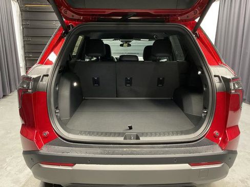 New 2026 Chevrolet Equinox LT image 8