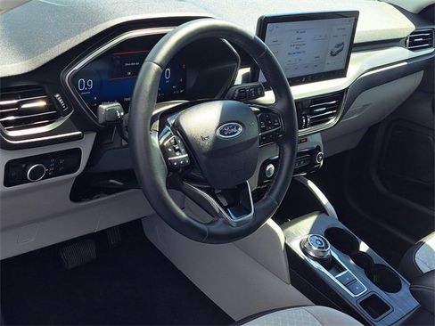 Certified 2023 Ford Escape Active w/ Tech Pack #2 image 10