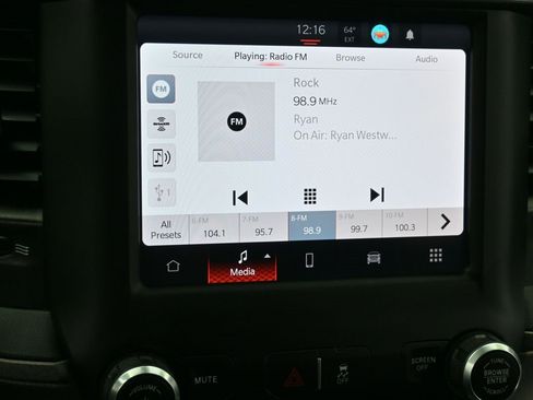 Used 2022 RAM 2500 Tradesman image 19