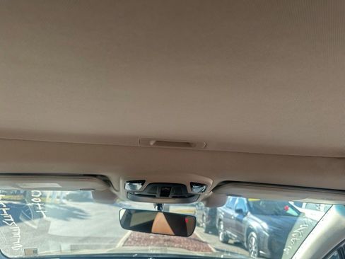 Used 2020 Subaru Outback Touring XT image 21