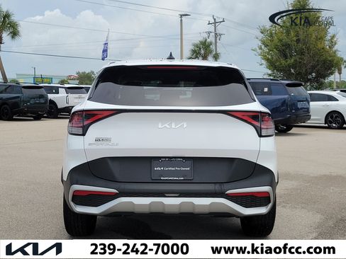 Certified 2024 Kia Sportage EX FWD image 5