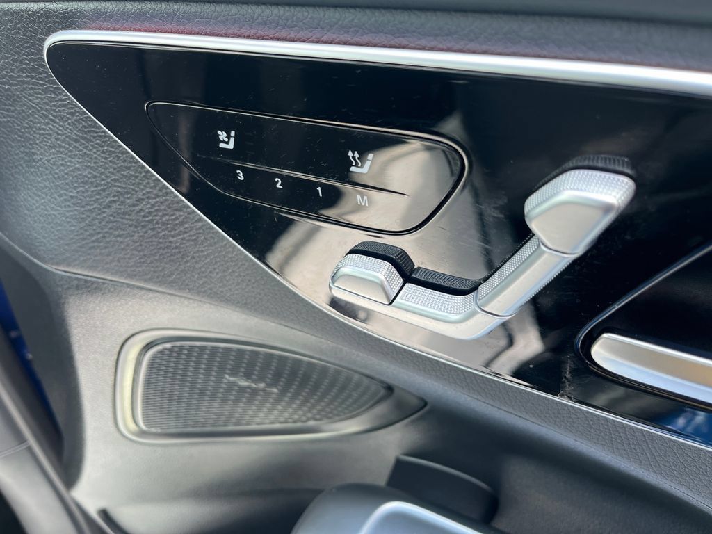 Certified 2026 Mercedes-Benz C 300 4MATIC Sedan image 15