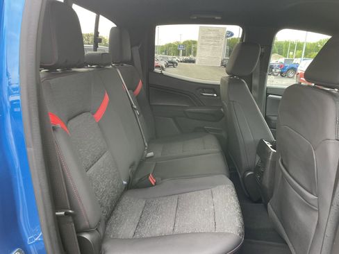 Used 2023 Chevrolet Colorado Z71 w/ Z71 Convenience Package 2 AWD/4WD image 30