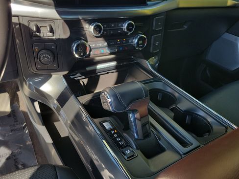 Used 2021 Ford F150 Lariat w/ Equipment Group 502A High image 24