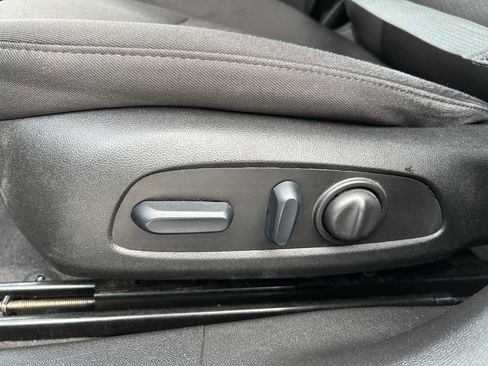 Used 2024 Chevrolet Malibu LT image 18