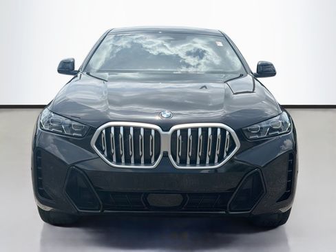 Used 2025 BMW X6 xDrive40i w/ Climate Comfort Package AWD/4WD image 8