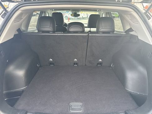 Certified 2022 Jeep Compass Limited image 18