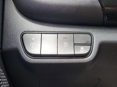 Used 2025 Kia Seltos S FWD image 30