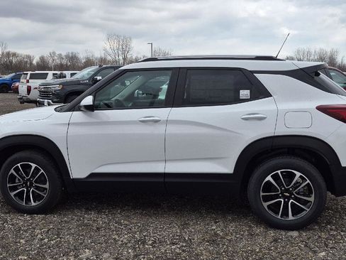 New 2026 Chevrolet TrailBlazer LT w/ LT Cold Weather Package image 9