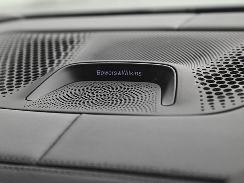 Used 2023 BMW X7 M60i w/ Executive Package AWD/4WD image 45