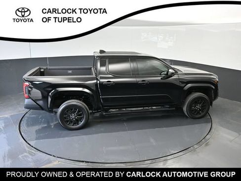 Used 2025 Toyota Tacoma SR AWD/4WD image 13