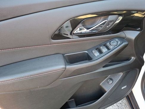 Used 2023 Chevrolet Traverse RS w/ LPO, Floor Liner Package image 19