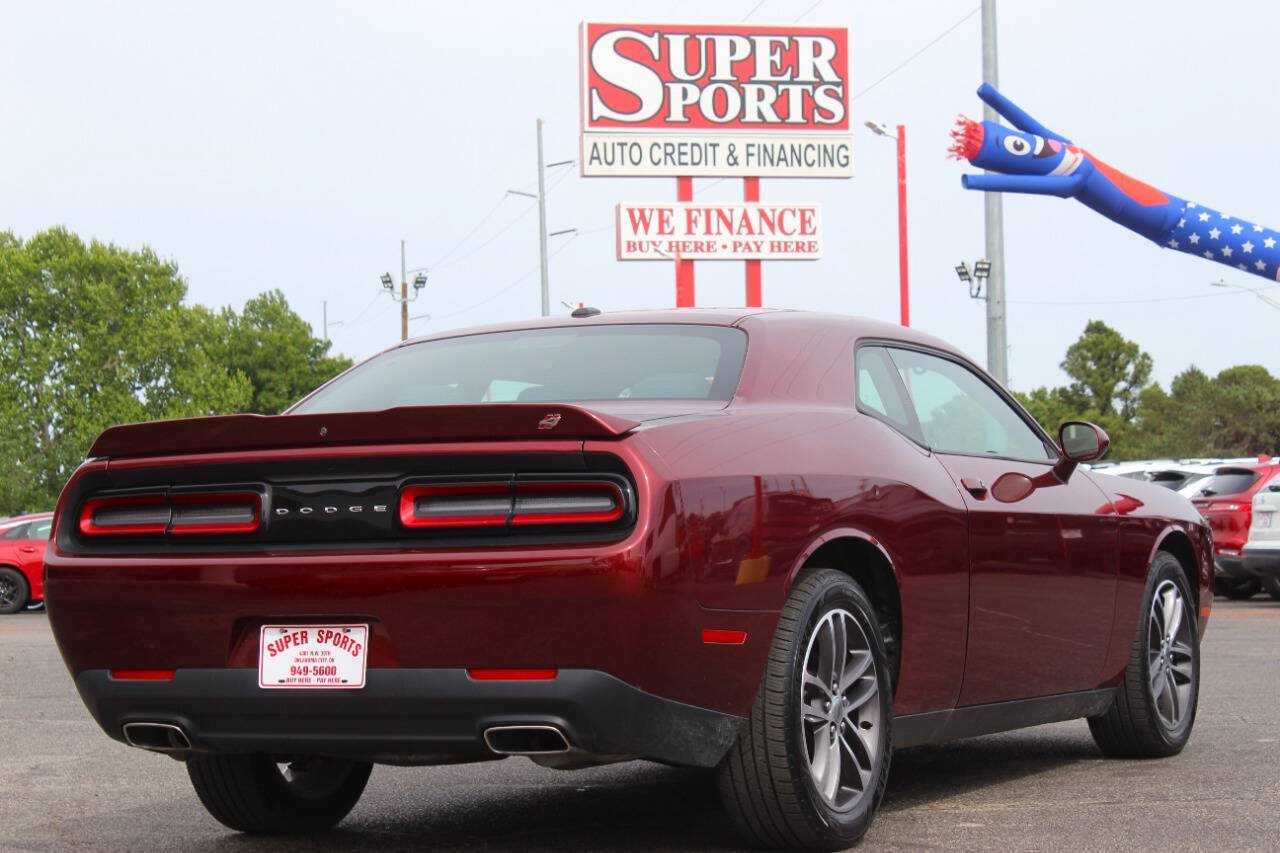 Used 2019 Dodge Challenger SXT w/ Cold Weather Group AWD/4WD image 4