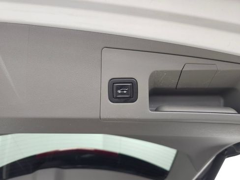 Used 2021 Cadillac XT5 Premium Luxury AWD/4WD image 6