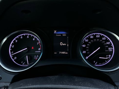 Used 2018 Toyota Camry SE image 32