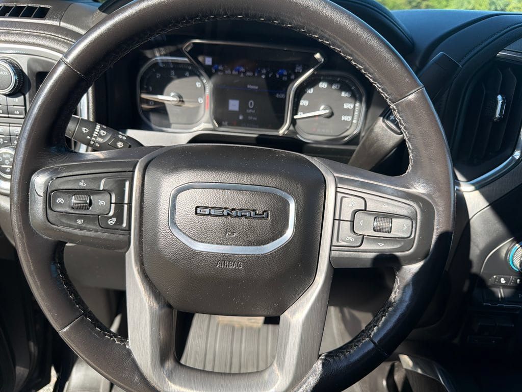 Used 2022 GMC Sierra 1500 Denali w/ Denali Premium Package AWD/4WD image 15