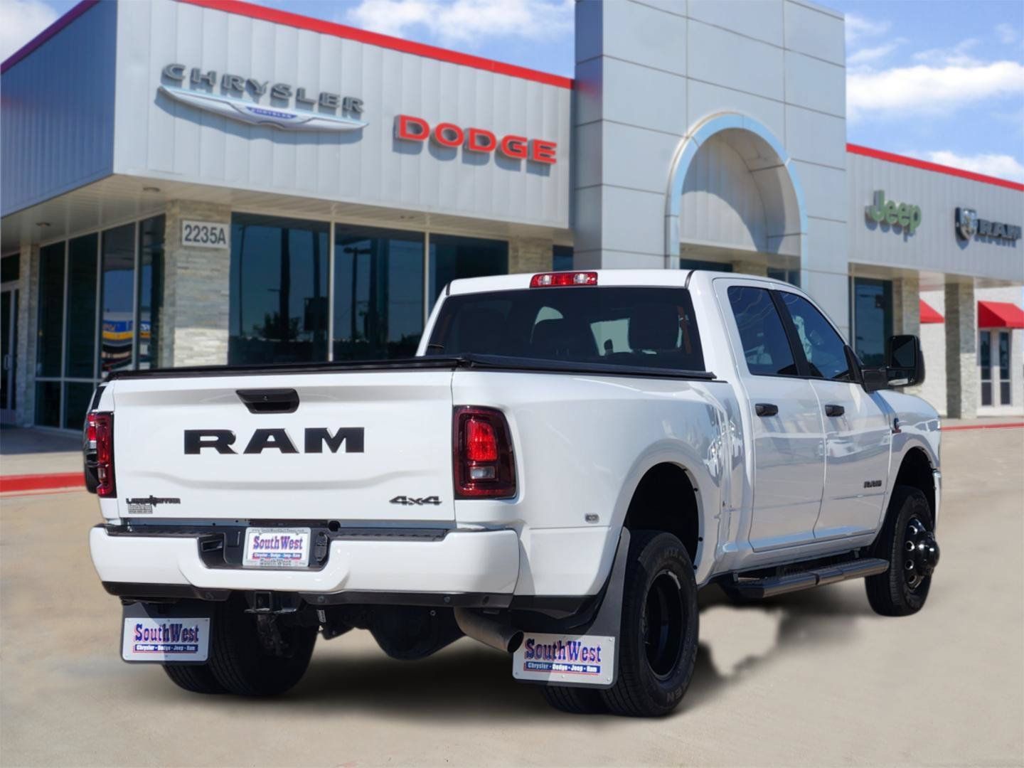 Used 2026 RAM 3500 Lone Star AWD/4WD image 5