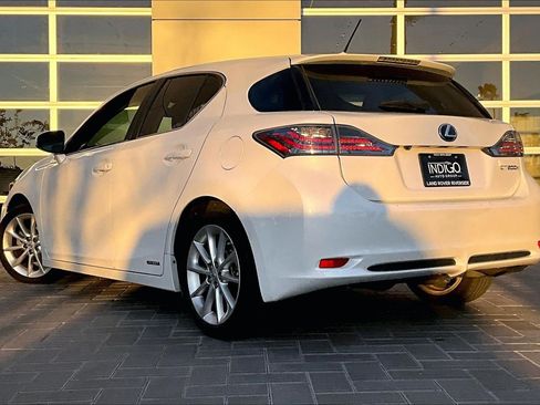 Used 2012 Lexus CT 200h image 12