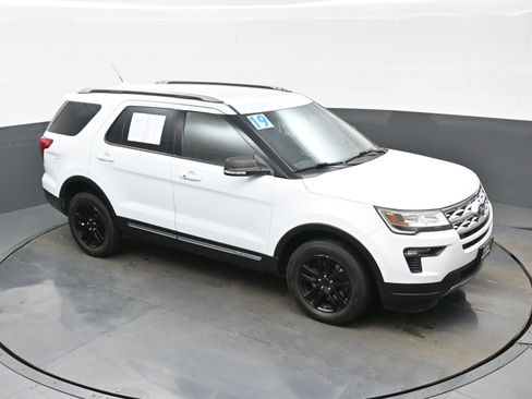 Used 2019 Ford Explorer XLT w/ Equipment Group 201A image 40