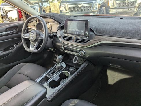 Certified 2023 Nissan Altima 2.5 SV image 13
