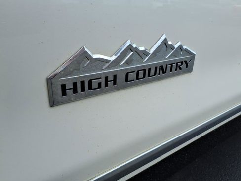 Used 2014 Chevrolet Silverado 1500 High Country w/ High Country Premium Package AWD/4WD image 2