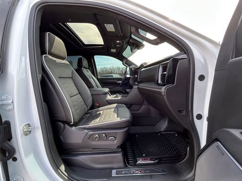 Used 2024 GMC Sierra 2500 AT4X w/ Snow Plow Prep/Camper Package image 23