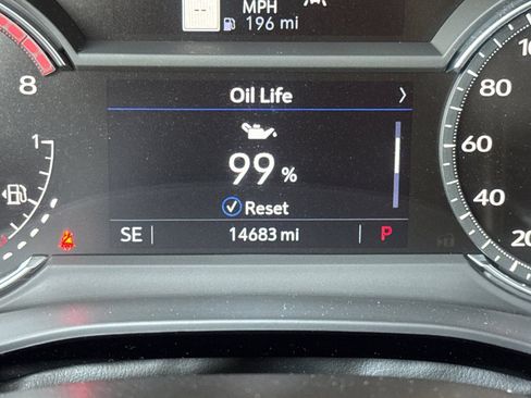 Certified 2025 Cadillac XT6 Premium Luxury FWD image 40