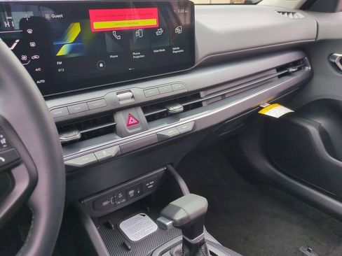 New 2026 Kia K4 FWD image 13