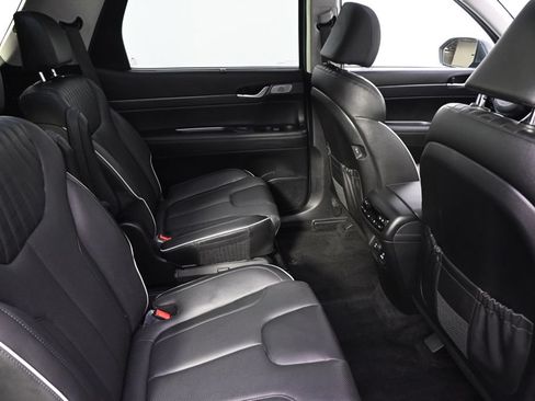 Used 2024 Hyundai Palisade Limited AWD/4WD image 18