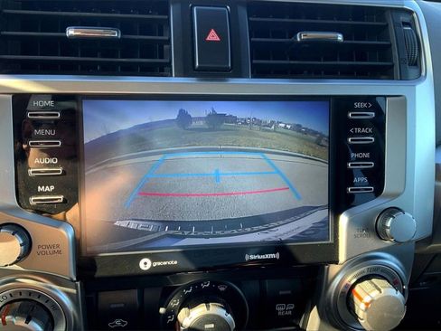 Used 2020 Toyota 4Runner SR5 image 15