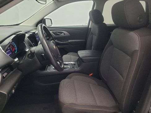 Used 2021 Chevrolet Traverse LT AWD/4WD image 17