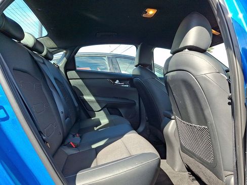 Certified 2023 Kia Forte GT-Line FWD image 7